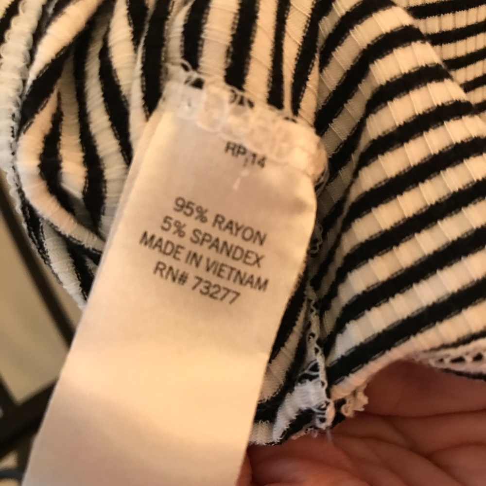 🌼🌼Girls top - Picture 6 of 7